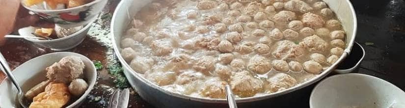 Bakso Mama I Pusat Bakso Legendaris Jombang Gotravelly