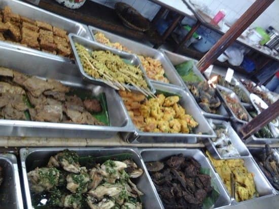 Rumah Makan Laksana, Nikmati Sajian Khas Sunda Dengan Cita ...