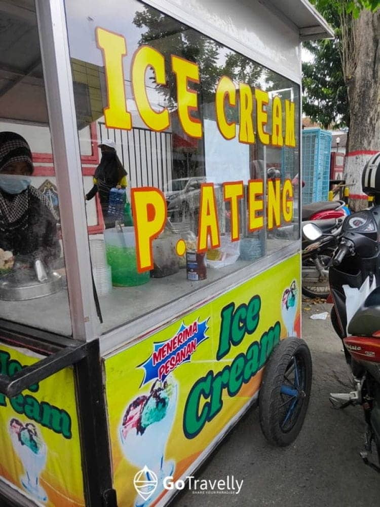 Ice Cream Pak Ateng Kuliner Legendaris yang Populer di Blitar