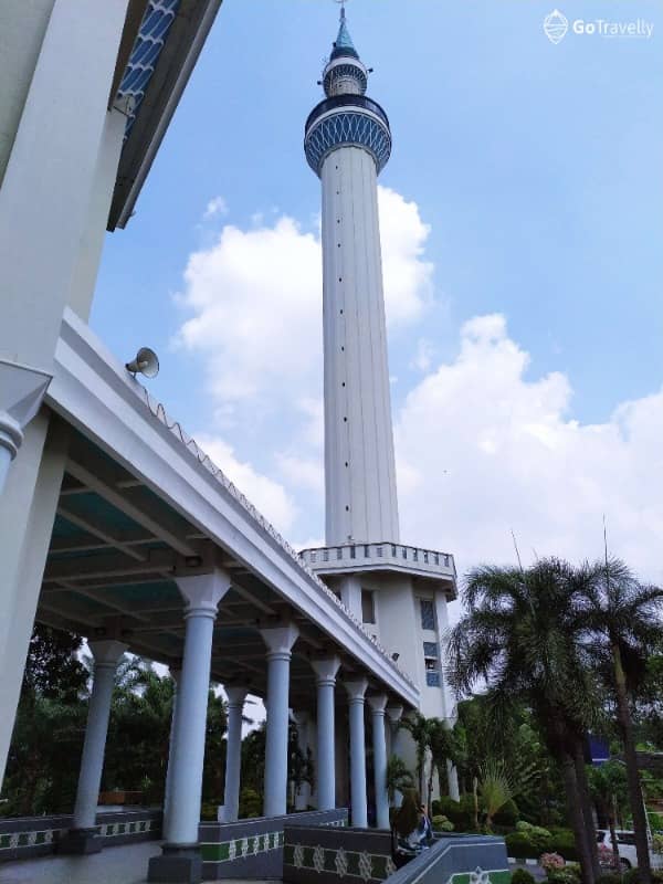 Masjid Al Akbar Surabaya