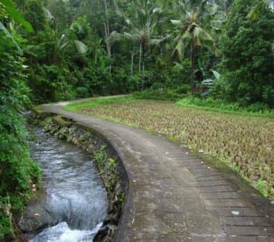 Cerita di Wisata Air Terjun Pengantin Ngawi