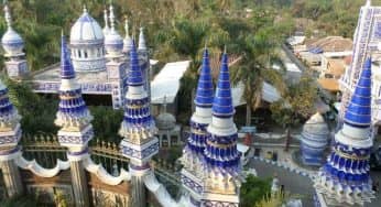 11 Wisata Religi Jawa Timur Incaran Para Wisatawan