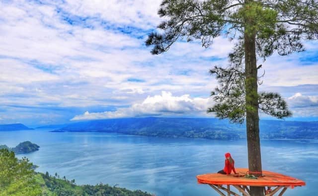 9 Tempat Wisata Di Parapat Terkenal Paling Indah Dan Menawan