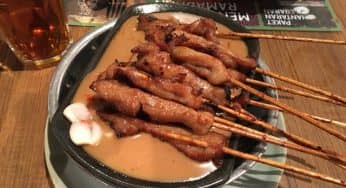 13 Tempat Makan Keluarga di Jakarta Pusat Enak dan Murah