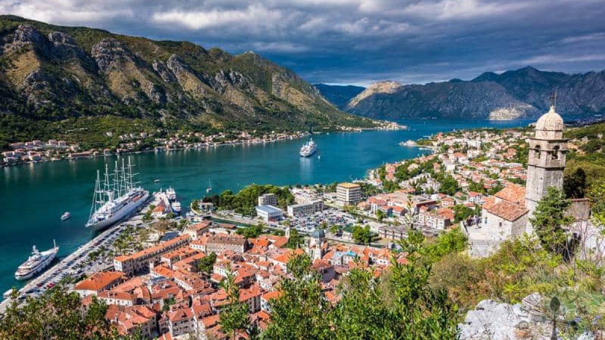 10 Tempat Wisata di Montenegro Bikin Nggak Mau Pulang