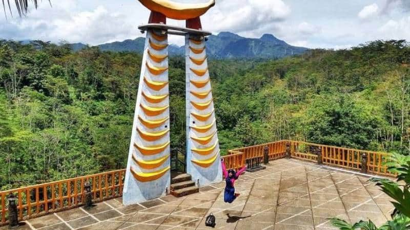 10 Objek Wisata Di Kudus Paling Banyak Dikunjungi Wisatawan