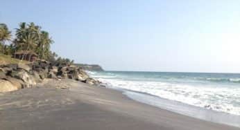 10 Pantai Pasir Hitam Justru Menjadi Destinasi Terkenal Di Dunia