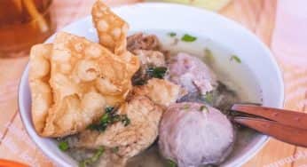 7 Rekomendasi Bakso Paling Enak di Malang Rasanya Nempel di Lidah