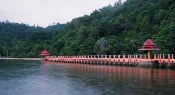 10 Pantai Romantis di Indonesia Untuk Rayakan Valentine