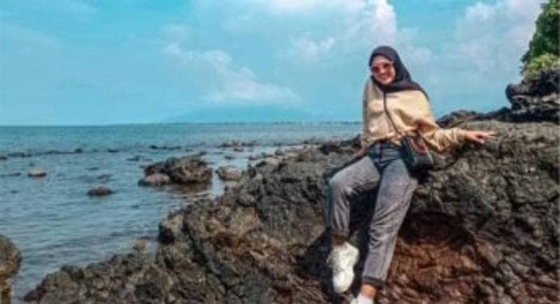 10 Pantai di Situbondo Yang Menarik untuk Dikunjungi