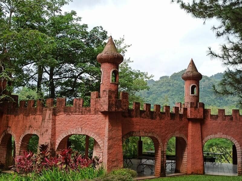 wisata bukit baros