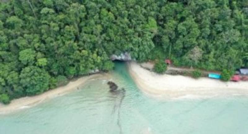 Mengungkap Keajaiban 10  Sungai Terpendek di Dunia